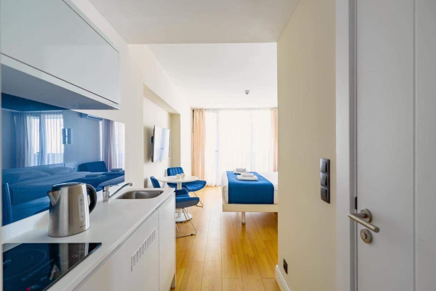 Orbi City Block A Floor 10 Room 40 Батуми Экстерьер фото