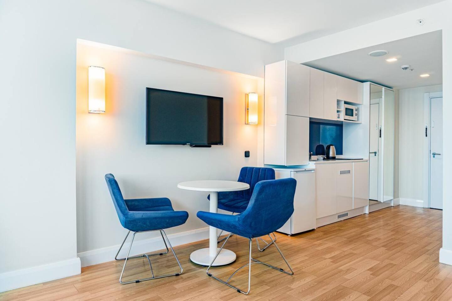 Orbi City Block A Floor 10 Room 40 Батуми Экстерьер фото